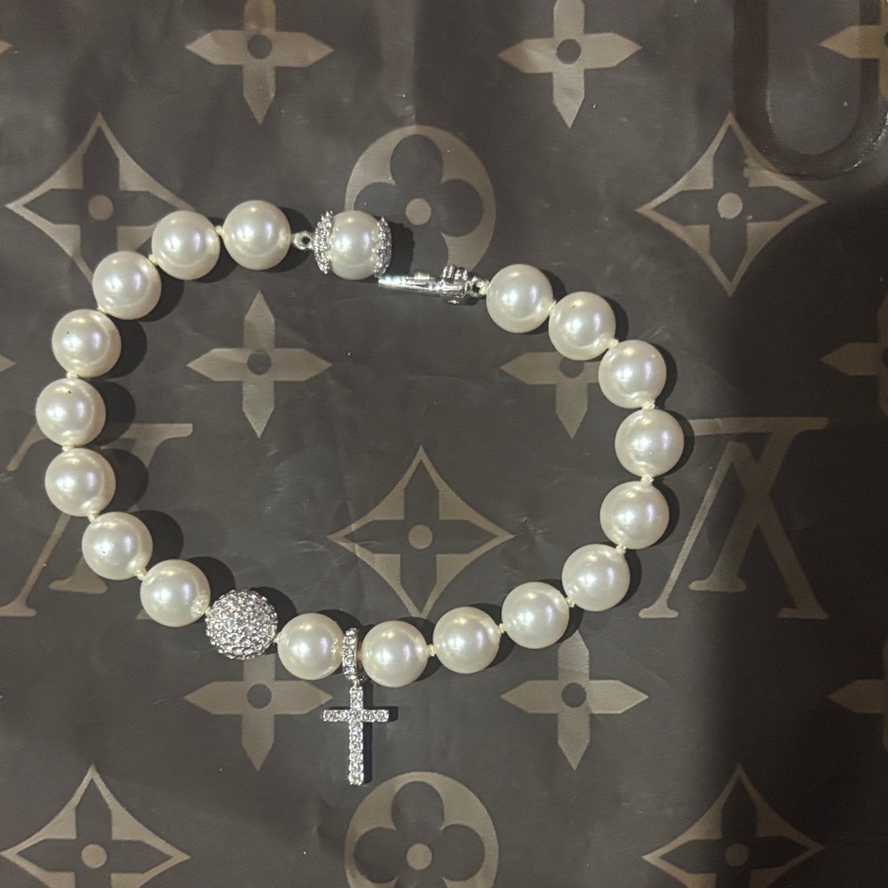 Elegant Pearl Bracelet with Cross Charm